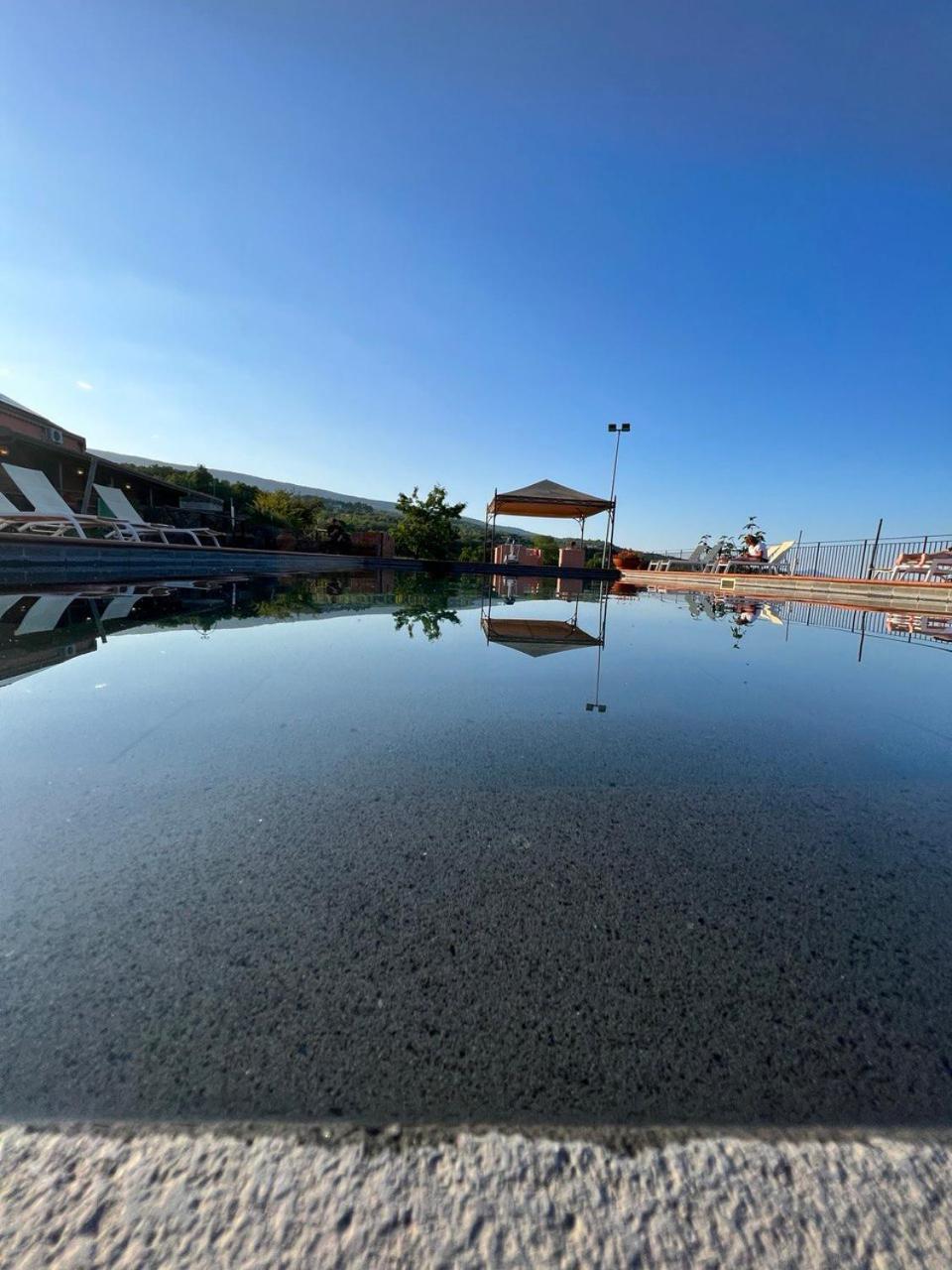 Le Case Del Merlo Turismo Rurale Milo Εξωτερικό φωτογραφία